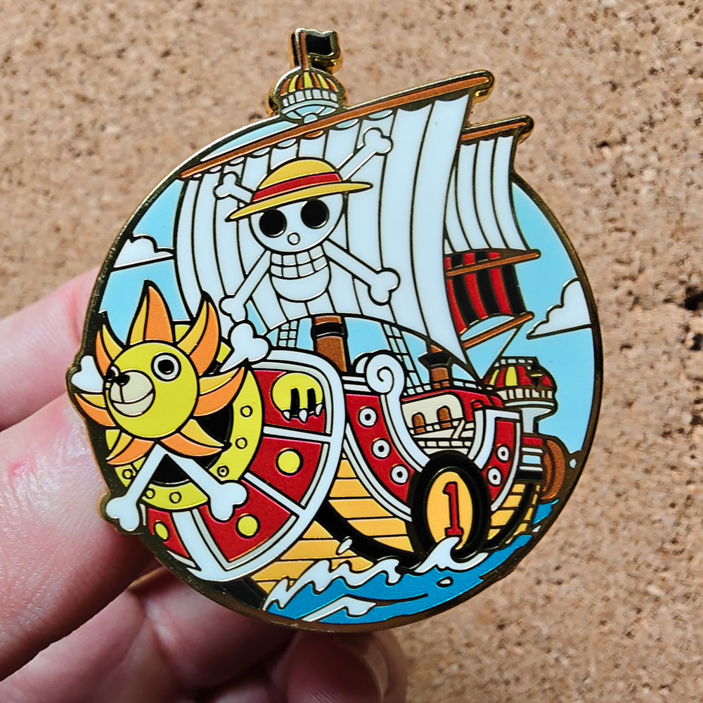 Beautiful Ship Hard Enamel Pin - Tuxedo Lapel Pin 评论和价格